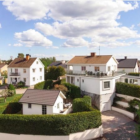 Pensionat Prinshoejden - Home Katrineholm Luaran gambar