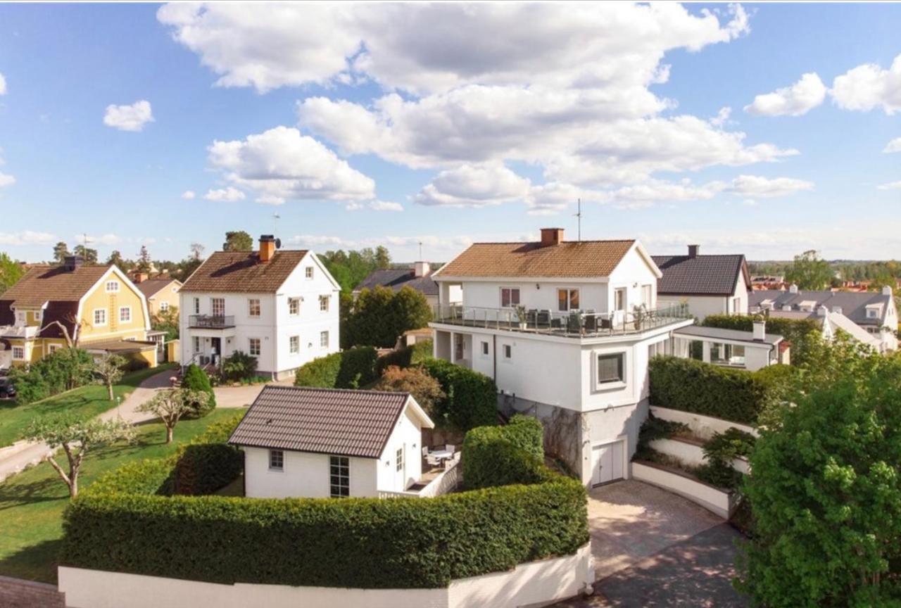 Pensionat Prinshoejden - Home Katrineholm Luaran gambar