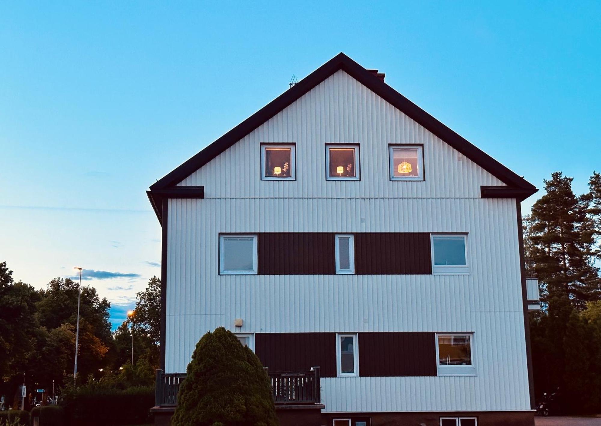 Pensionat Prinshoejden - Home Katrineholm Luaran gambar