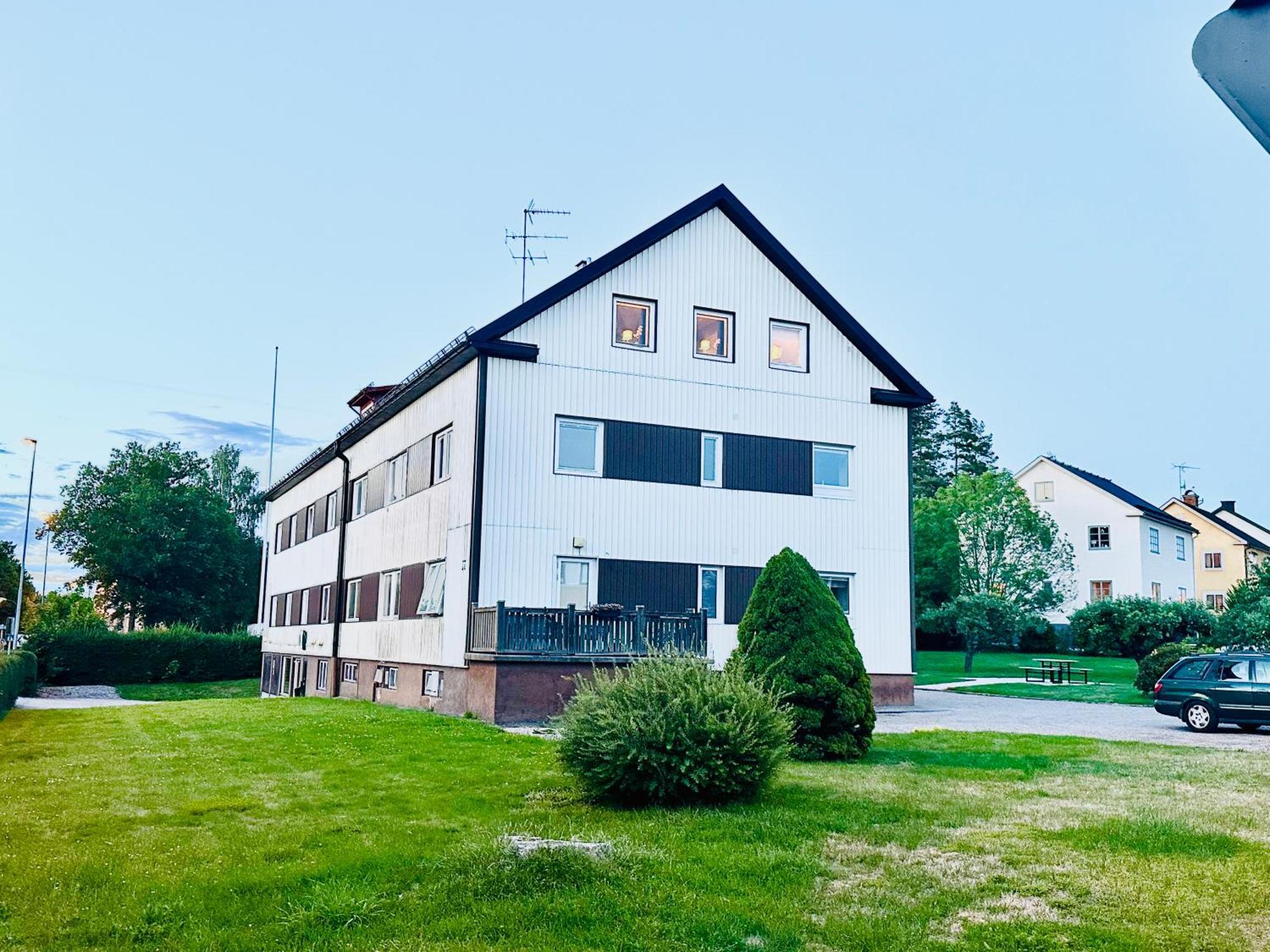 Pensionat Prinshoejden - Home Katrineholm Luaran gambar